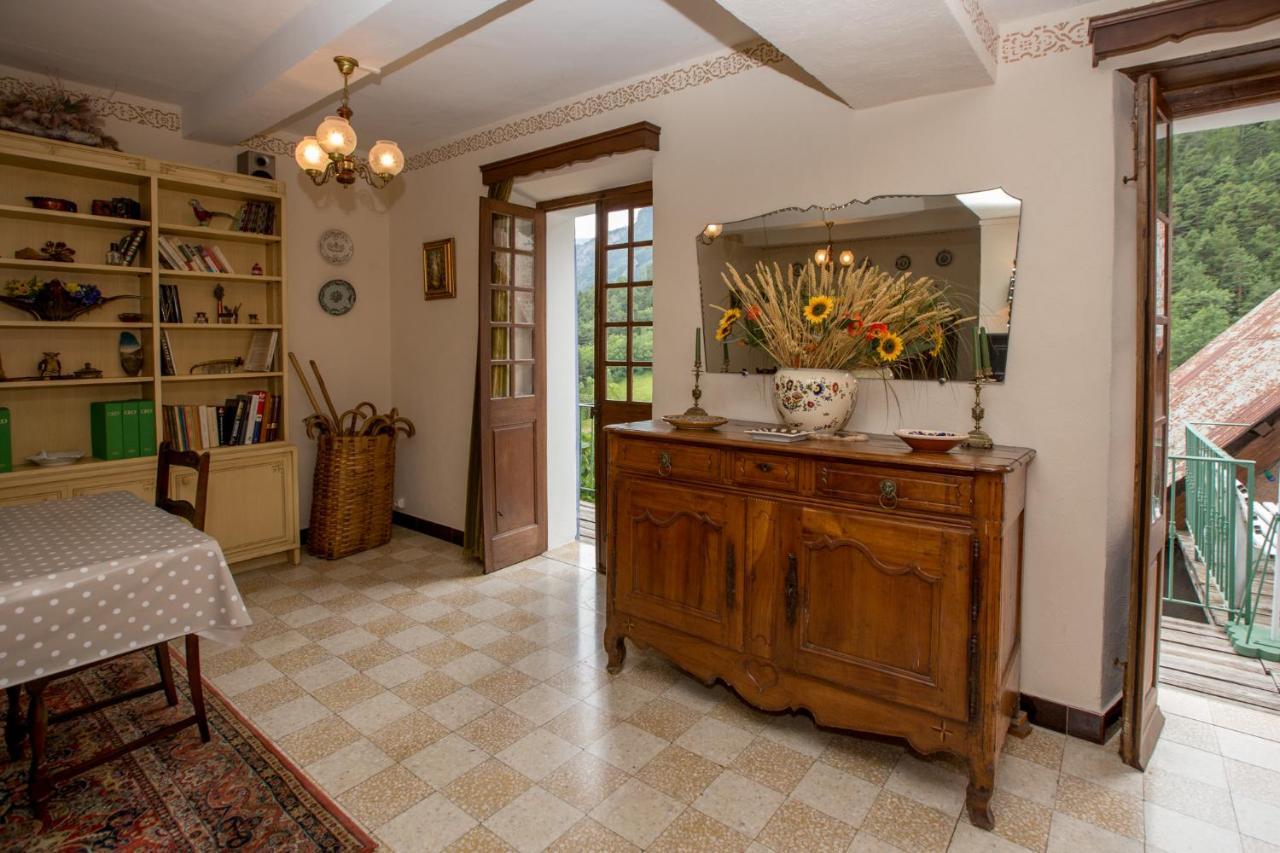 Hotel Des Etrangers Saint-Martin-d'Entraunes Bagian luar foto