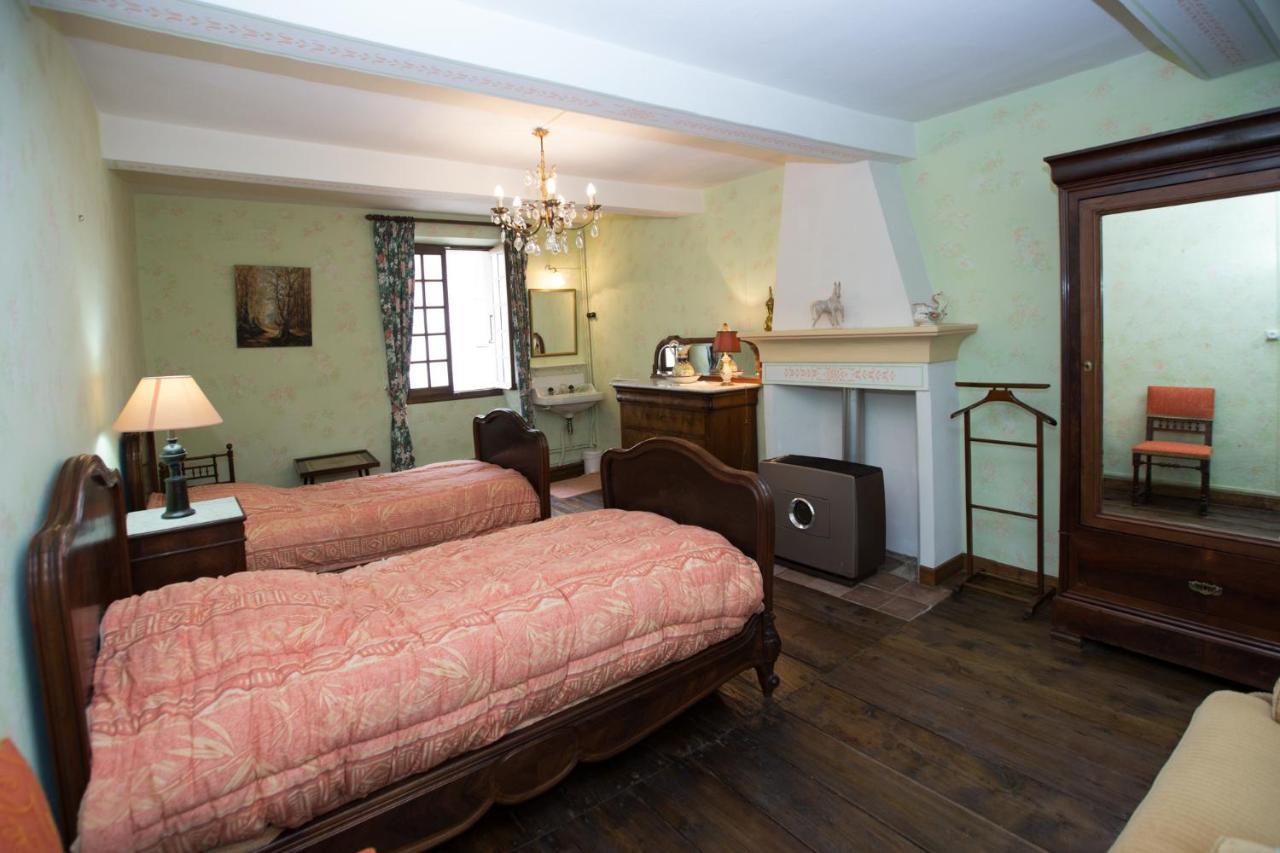 Hotel Des Etrangers Saint-Martin-d'Entraunes Bagian luar foto