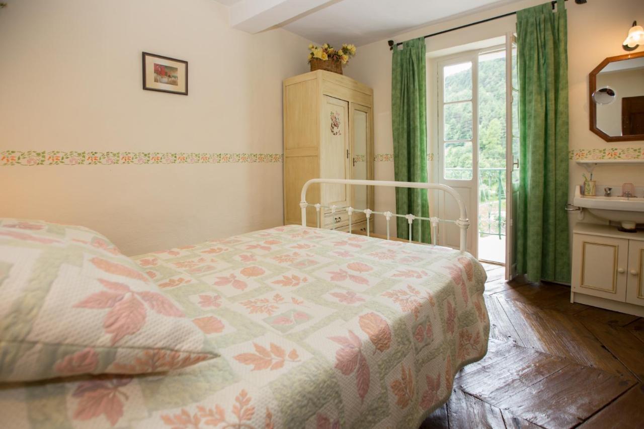 Hotel Des Etrangers Saint-Martin-d'Entraunes Bagian luar foto